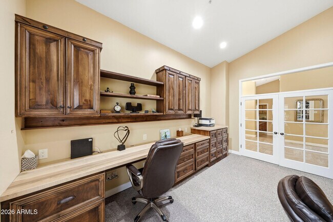 Building Photo - 7642 E Hartford Dr