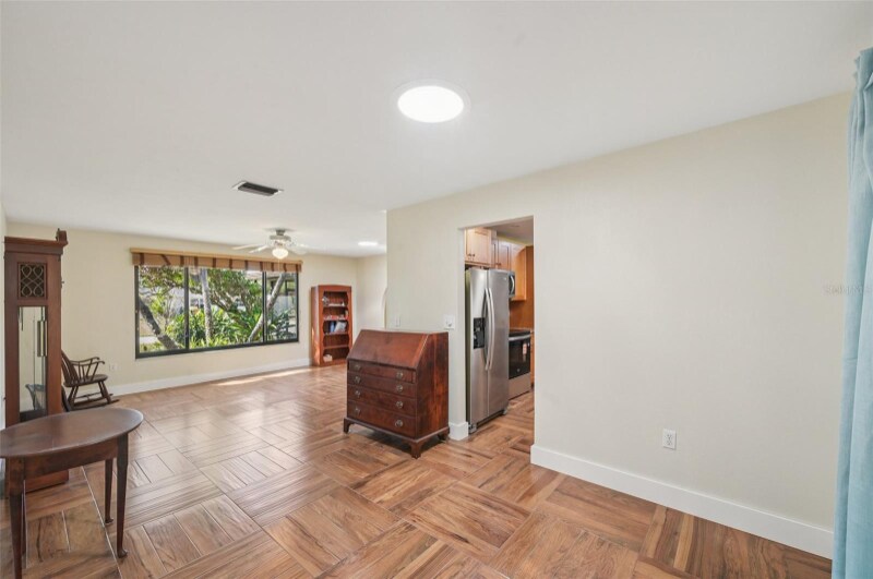 Building Photo - 1330 McCrory St