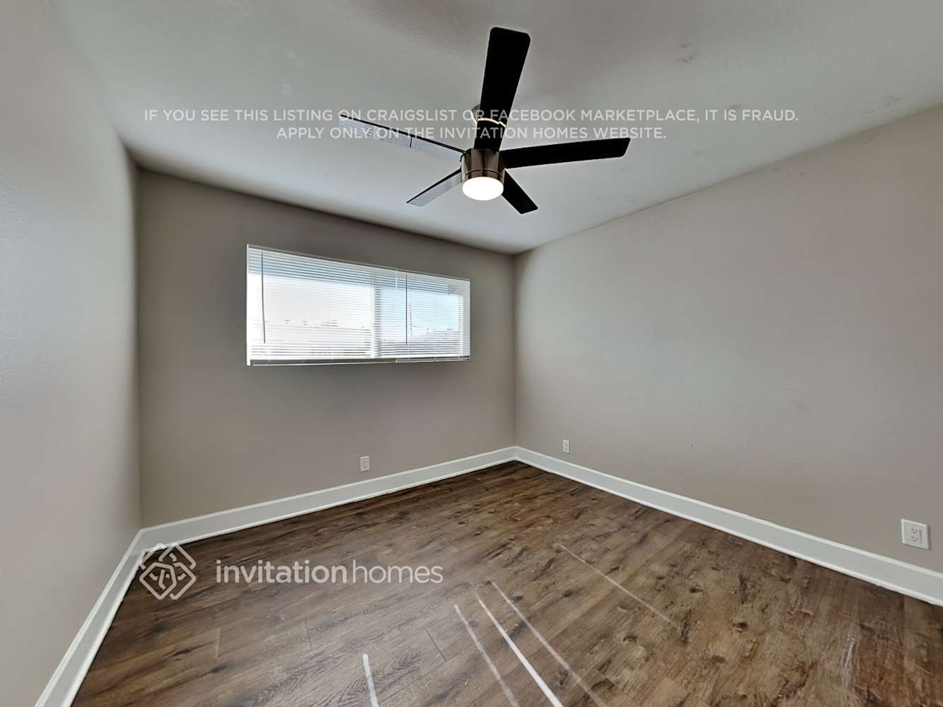 Building Photo - 3402 W Charter Oak Rd