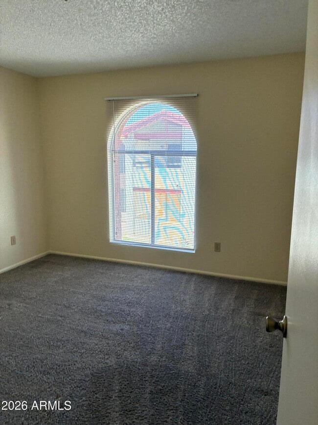 Building Photo - 10610 S 48th St