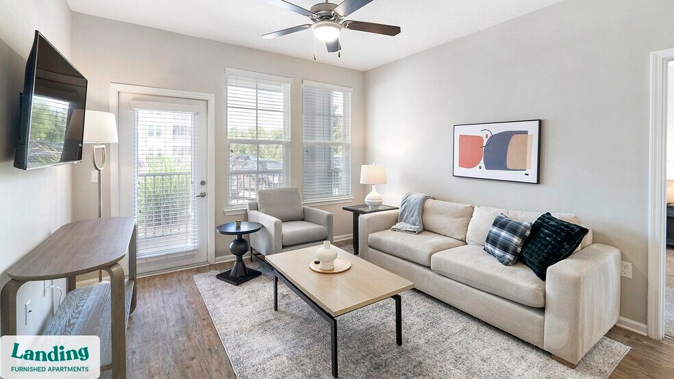 Building Photo - 2300 Tapestry Park Dr