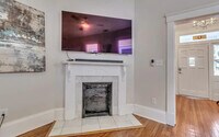 Building Photo - 512 E 33rd St