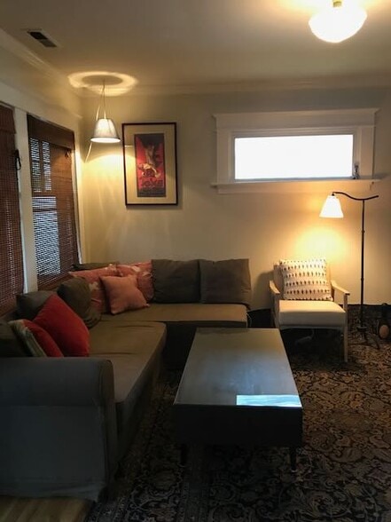 Building Photo - 4112 SE 24th Ave