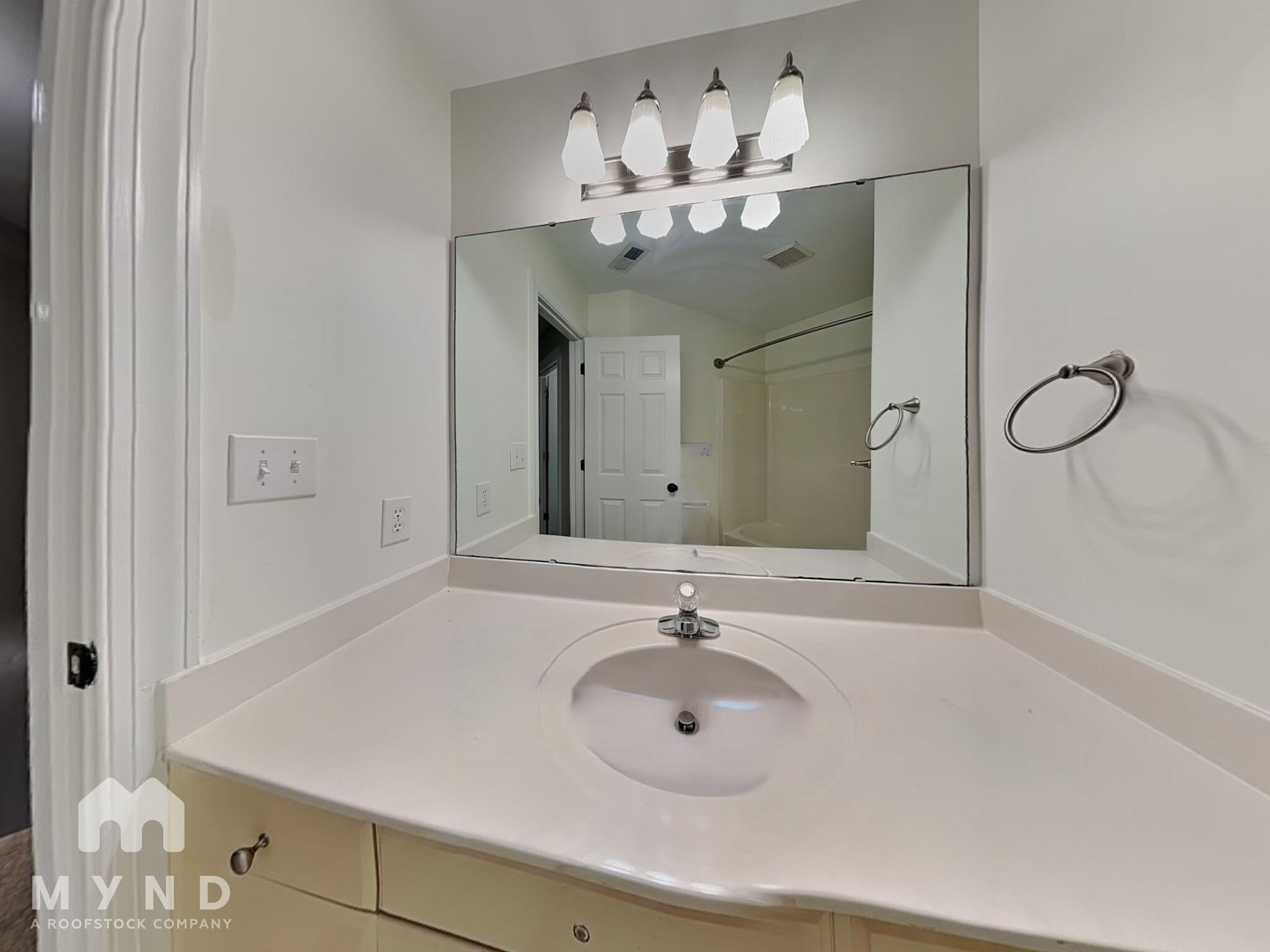 Building Photo - 8528 Yucca Trail