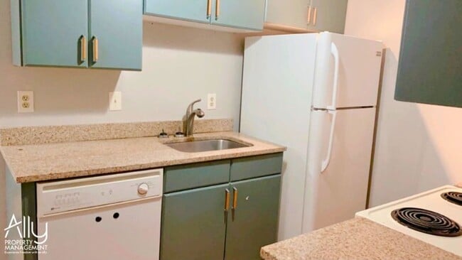 Building Photo - 2935 Lamkin Way