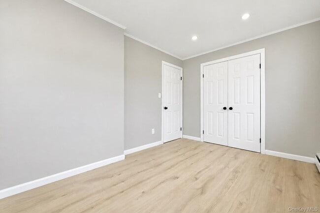 Building Photo - 24 Crag Ln
