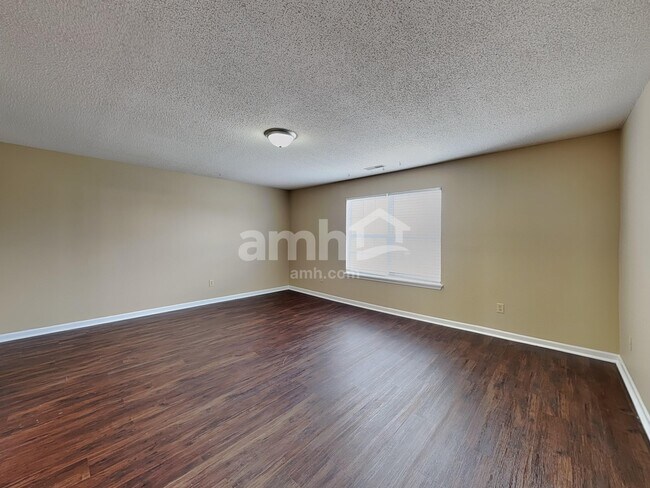 Building Photo - 17378 Austrian Pine Way