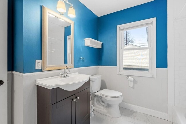 Building Photo - 5705 Logan Ave S