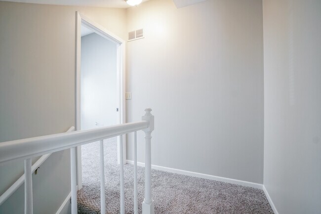 Building Photo - 11611 Davey Dr