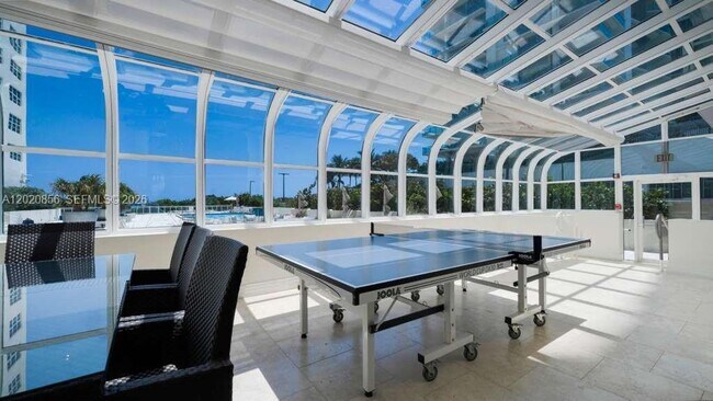 Building Photo - 6917 Collins Ave