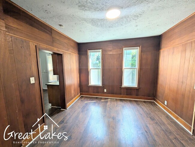 Building Photo - 1031 Morrell St