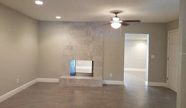 Building Photo - 727 N Himes Ave