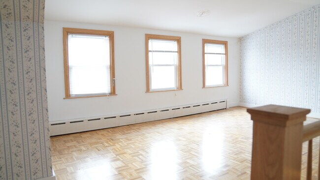 Building Photo - 6345 Morrowfield Ave