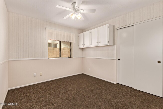 Building Photo - 2637 E Sierra St