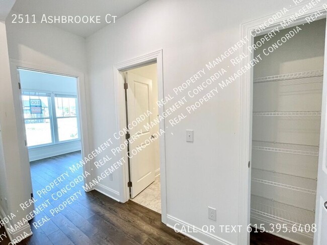 Building Photo - 2511 Ashbrooke Ct