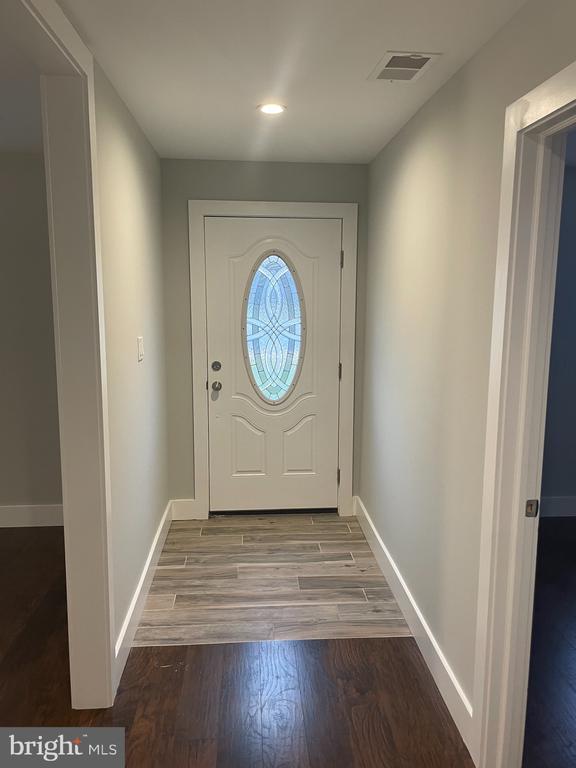 Building Photo - 3901 Richmond St