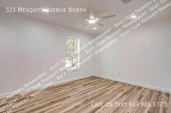 Building Photo - 521 Mesquite Ave N