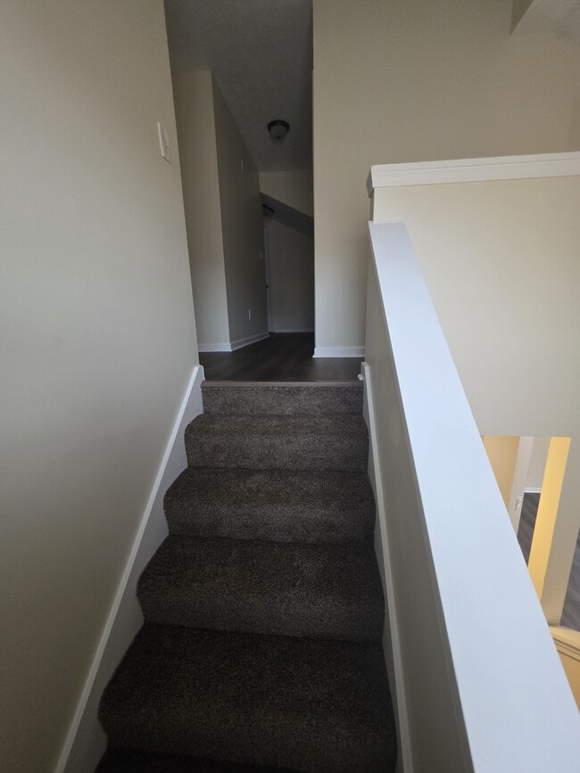 Building Photo - 4819 May Ridge Ln