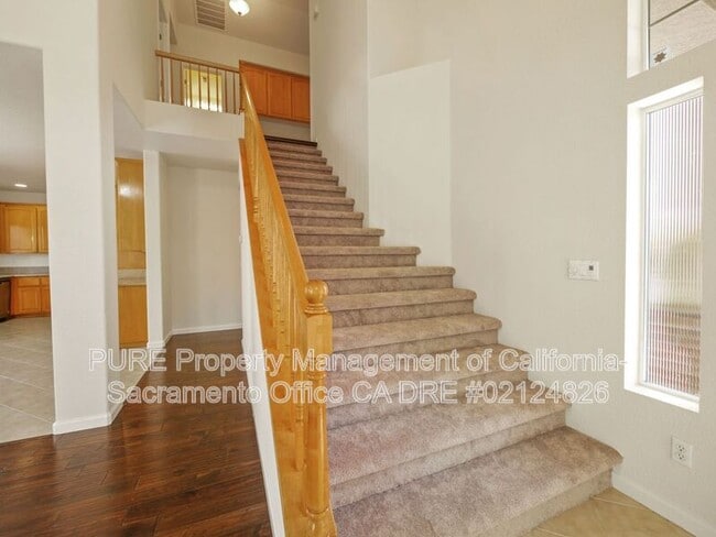 Building Photo - 2011 Misty Meadow Dr