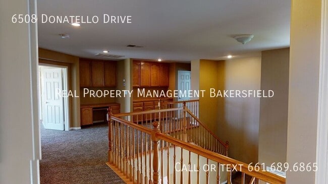 Building Photo - 6508 Donatello Dr