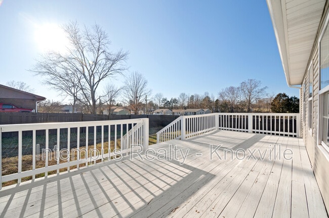 Building Photo - 7411 Cascade Meadows Way