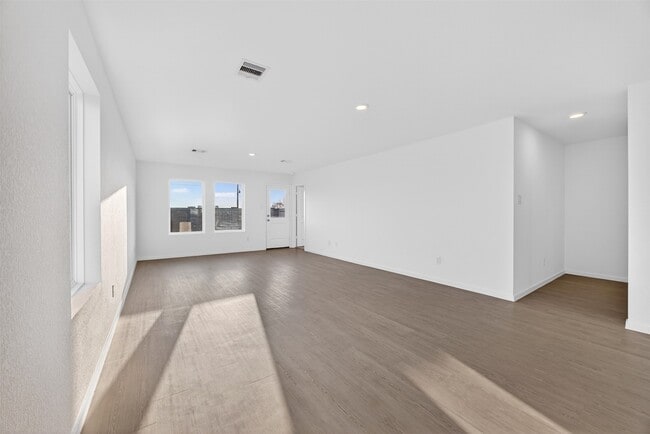 Building Photo - 5906 Havana Mist Dr