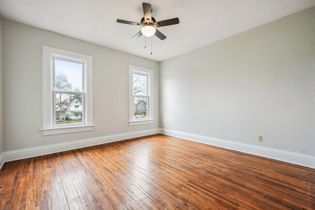 Building Photo - 189 W Park Ave