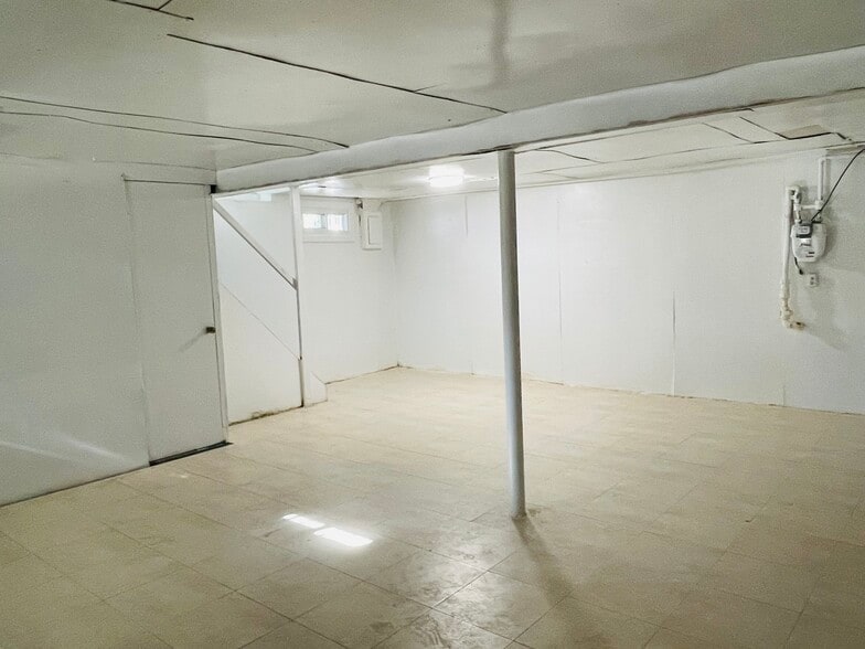 Basement - 50 Monsey Pl