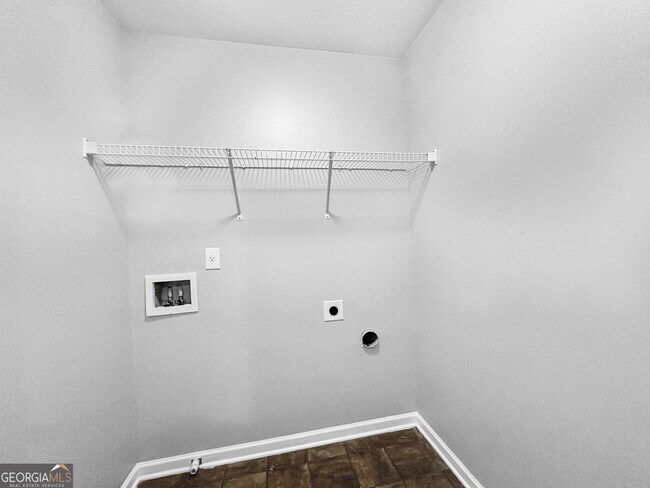 Building Photo - 5689 Grande River Rd