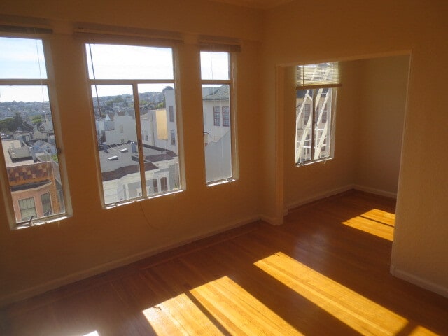Primary Photo - 1700 Octavia St