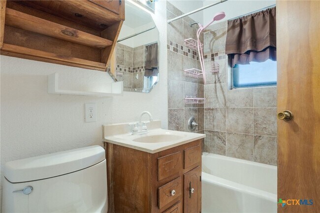 Building Photo - 1313 Carrollton Ave