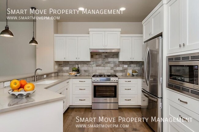 Building Photo - 3246 E Front Runner Ln