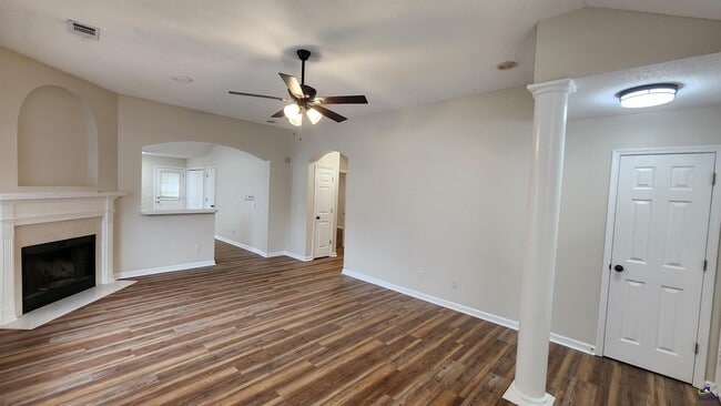 Building Photo - 80 Hamilton Woods Dr