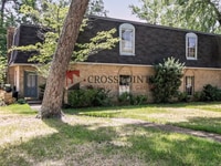 Building Photo - 3 Bed 2 Bath Duplex, Tyler TX!