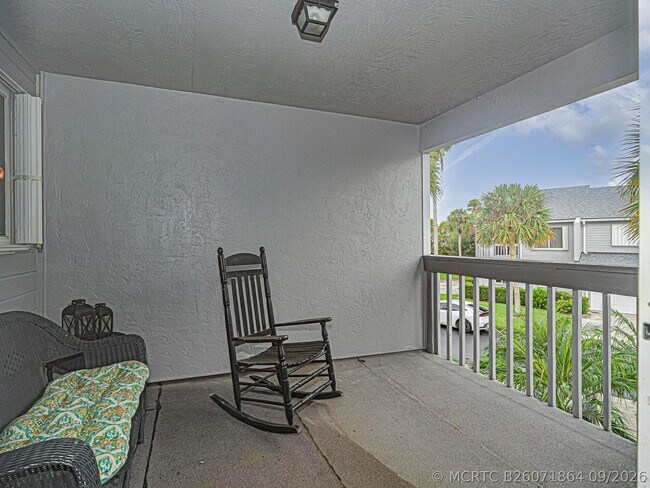 Building Photo - 4949 N Hwy A1A