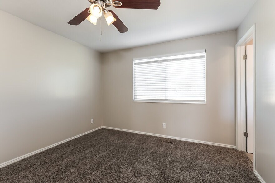 Building Photo - 8492 Merrick Ct