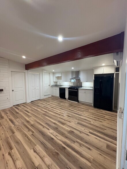 Kitchen area - 1207 Humboldt St