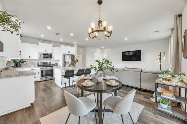 Building Photo - Newer Home on Large Corner Lot with Lots of Natural Light!