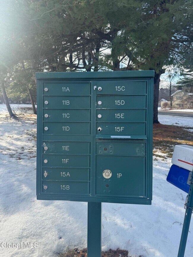 Building Photo - 11-21-21 Ashdown Rd