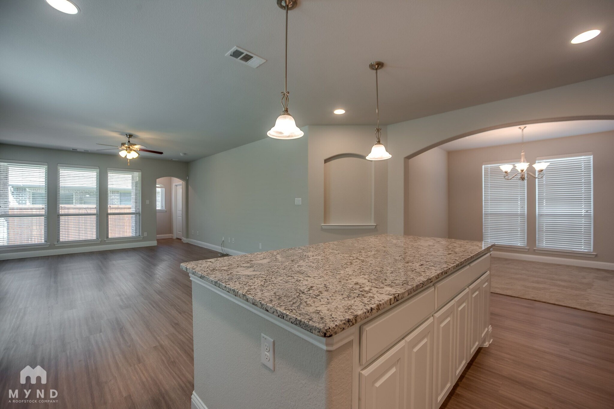 Building Photo - 100 Knight of Realm Blvd