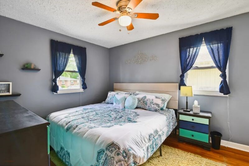 Building Photo - 4012 Frisse Ave