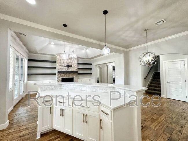 Building Photo - 10387 E 124th St S
