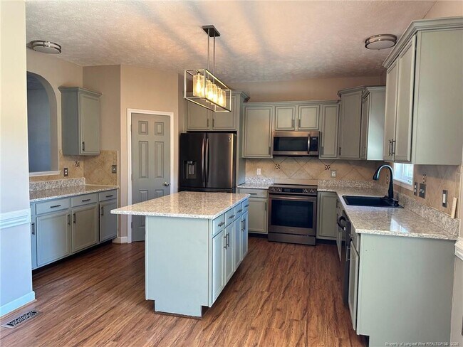 Building Photo - 3912 Barclay Wy