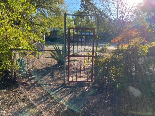 Building Photo - 2007 Whitebead Trail