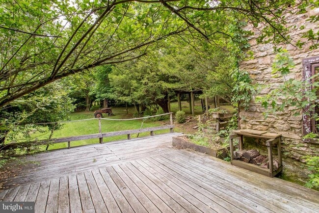 Building Photo - 3115 Gallows Hill Rd