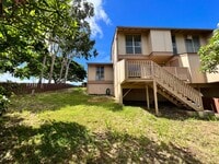 Building Photo - 4 Bed 2 Bath in Makakilo with Large Backyard!