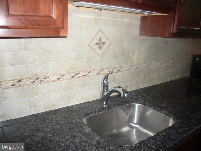 Building Photo - 308 S Church St