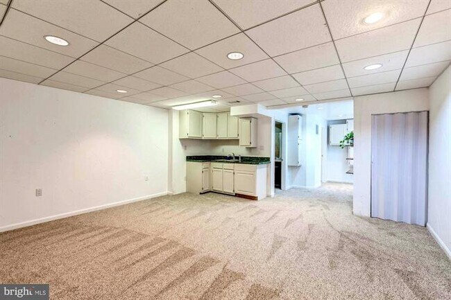 Building Photo - 13676 Barren Springs Ct