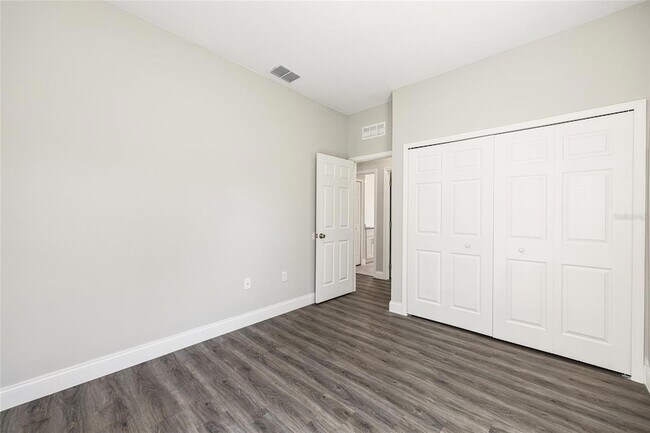 Building Photo - 5998 SW 154th Street Rd