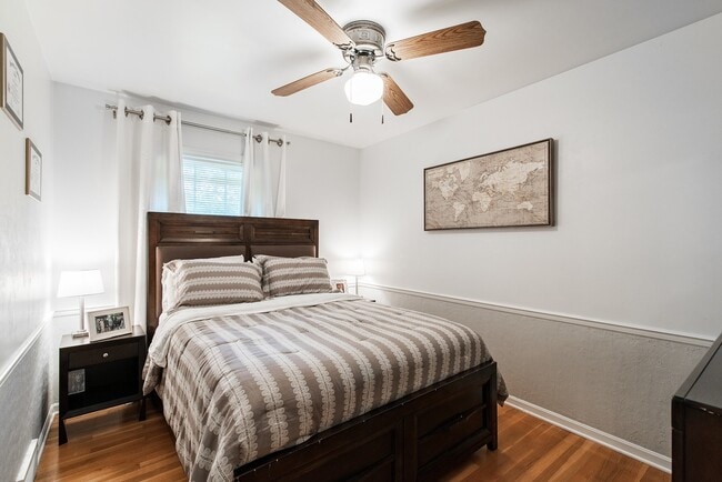 Building Photo - 3 Bed 2.5 Bath in Overland Park Nall Hills